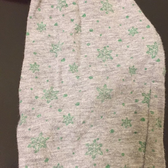 🎄HOLIDAY CHICK Long-sleeve SALE!🎄 - Picture 2 of 2